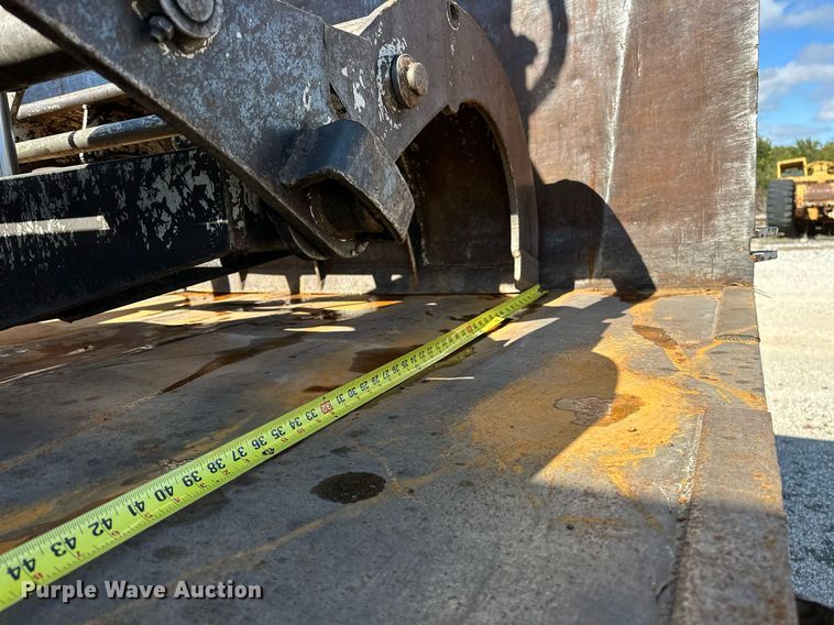 image for item OG9183 2003 International 4300  crane truck