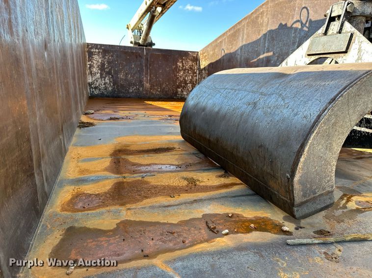 image for item OG9183 2003 International 4300  crane truck