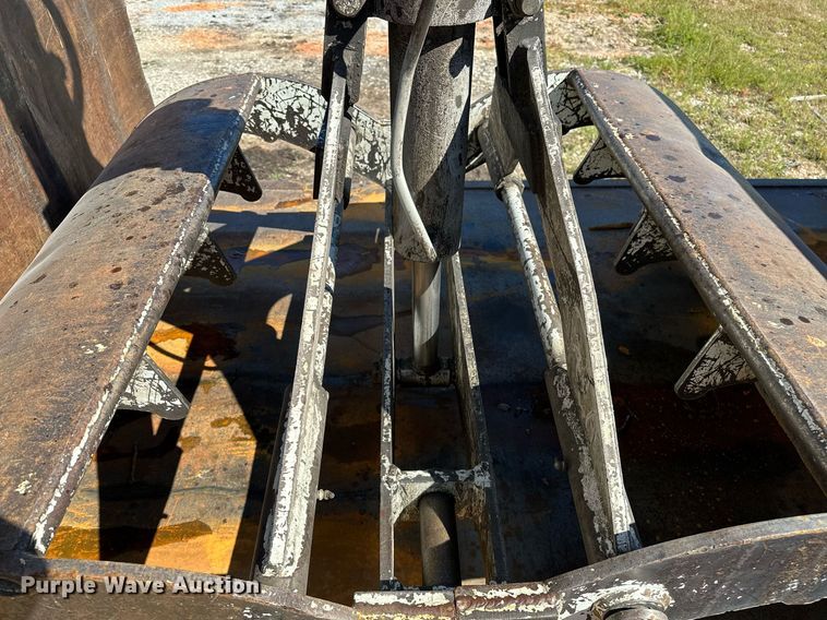 image for item OG9183 2003 International 4300  crane truck