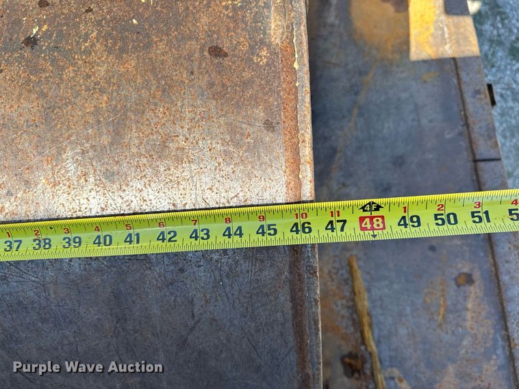 image for item OG9183 2003 International 4300  crane truck