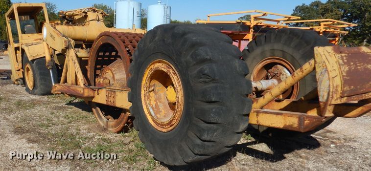 image for item OG9185 1979 Caterpillar 613B  grid roller