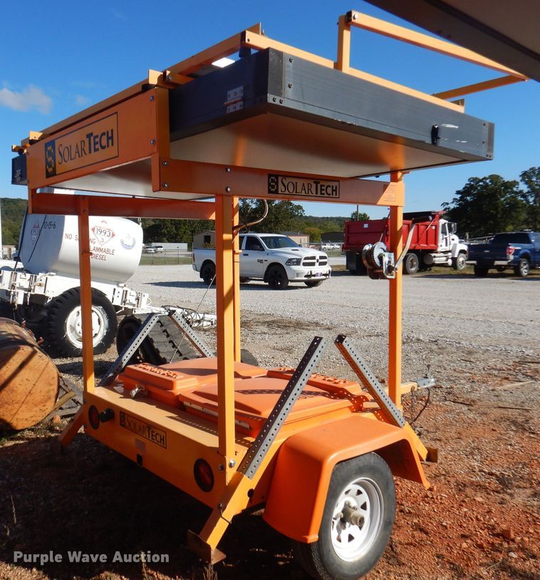 image for item OG9187 2003 Solartech Silent Messenger II  message board trailer