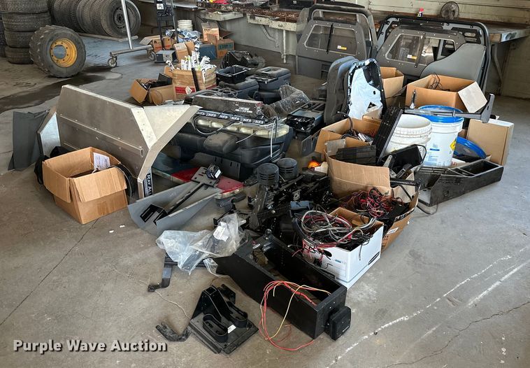 image for item ZA0374 Law enforcement equipment