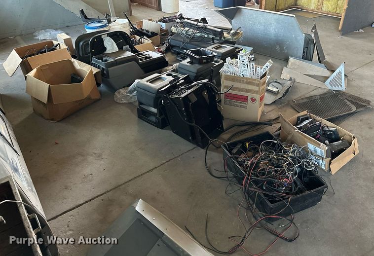 image for item ZA0374 Law enforcement equipment