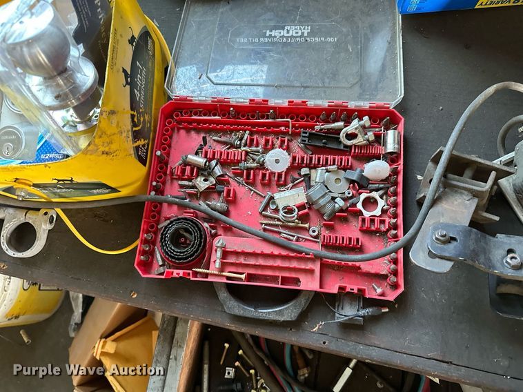 image for item ZA0374 Law enforcement equipment