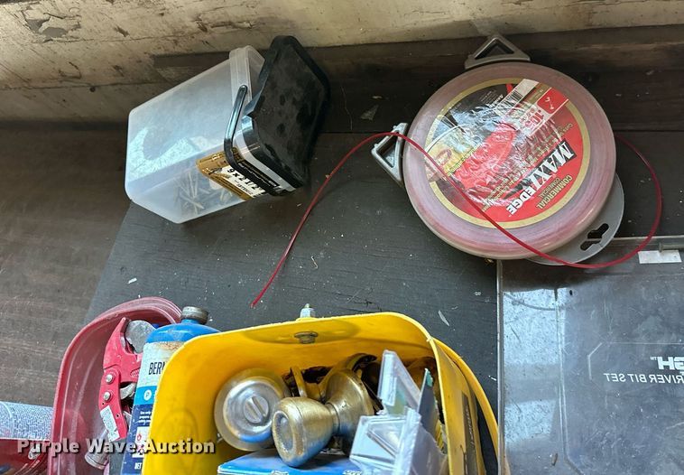 image for item ZA0374 Law enforcement equipment