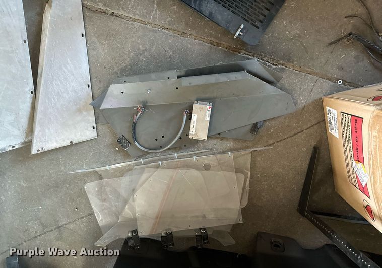 image for item ZA0374 Law enforcement equipment