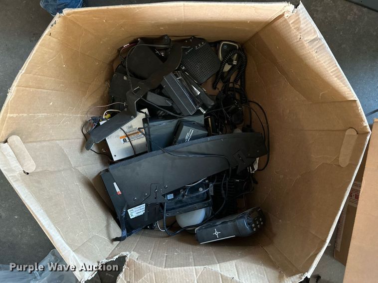 image for item ZA0374 Law enforcement equipment