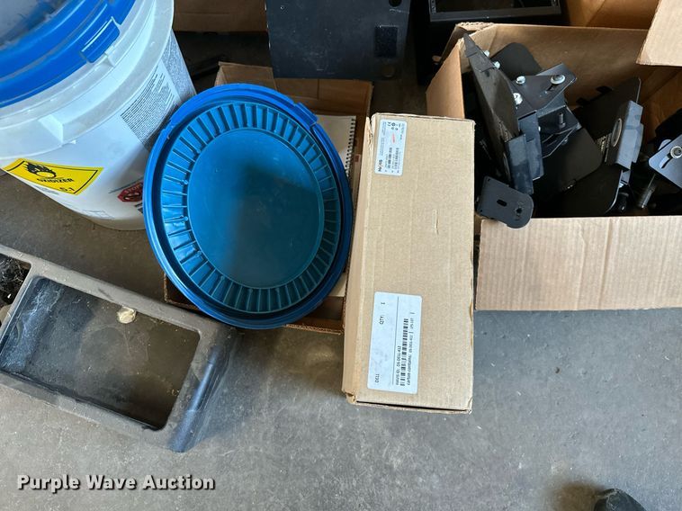 image for item ZA0374 Law enforcement equipment