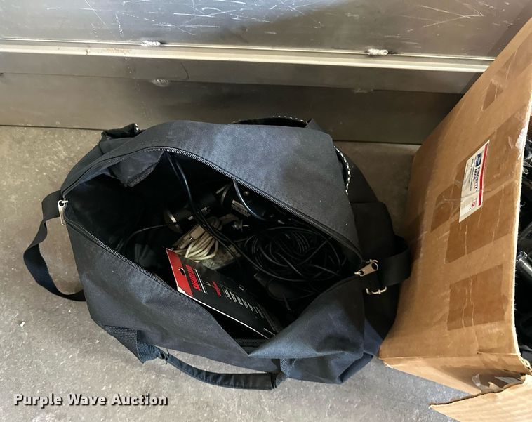 image for item ZA0374 Law enforcement equipment