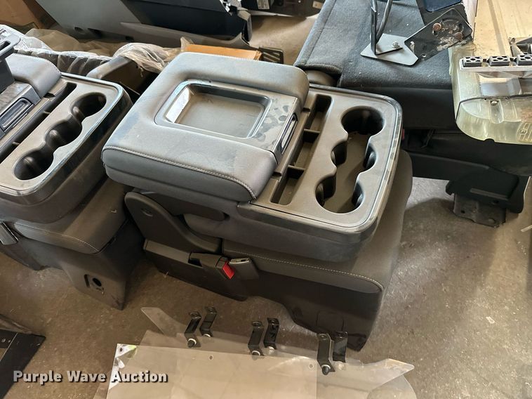 image for item ZA0374 Law enforcement equipment