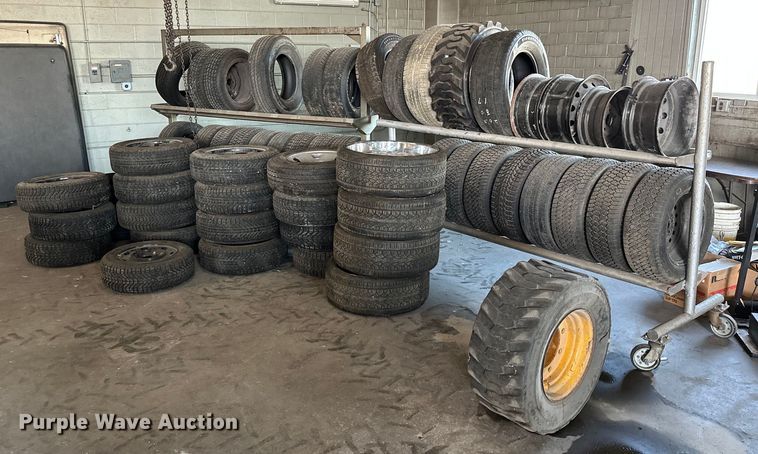 image for item ZA0375 Approximately 52 tires