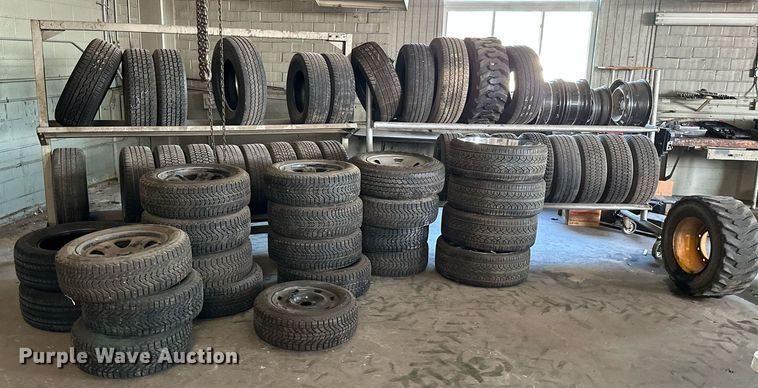 image for item ZA0375 Approximately 52 tires