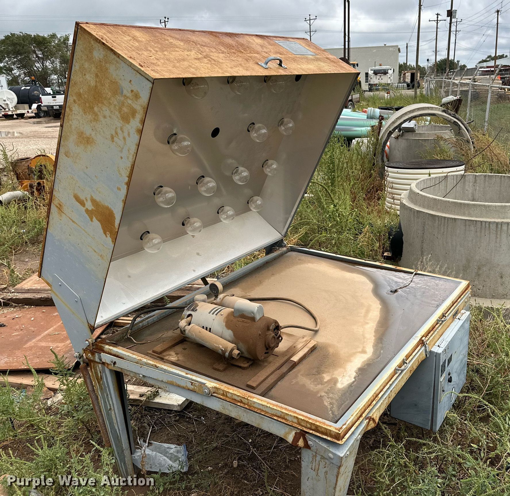 Scotchlite Heat Lamp Applicator in Littlefield, TX Item DK2547 sold
