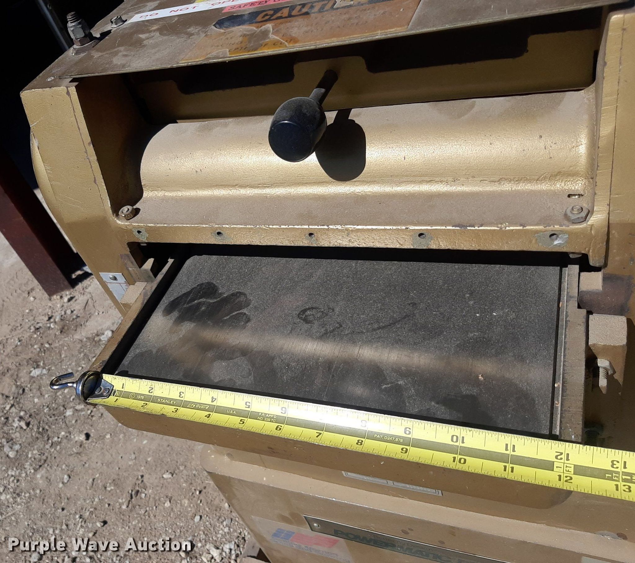 Powermatic 100 planer in Winfield, KS Item KD9242 sold Purple Wave