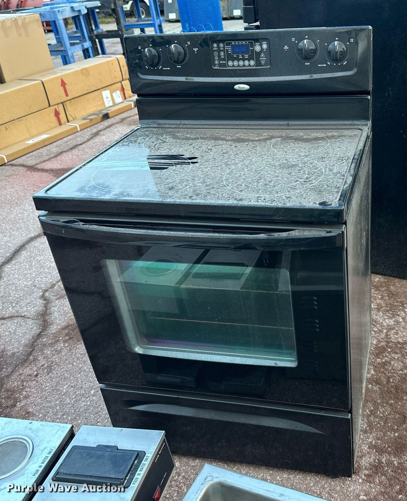 Appliances in Overland Park, KS Item OF9073 sold Purple Wave