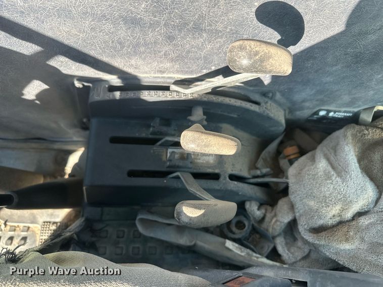 image for item DH1877 1990 Deutz Allis 7085  MFWD tractor