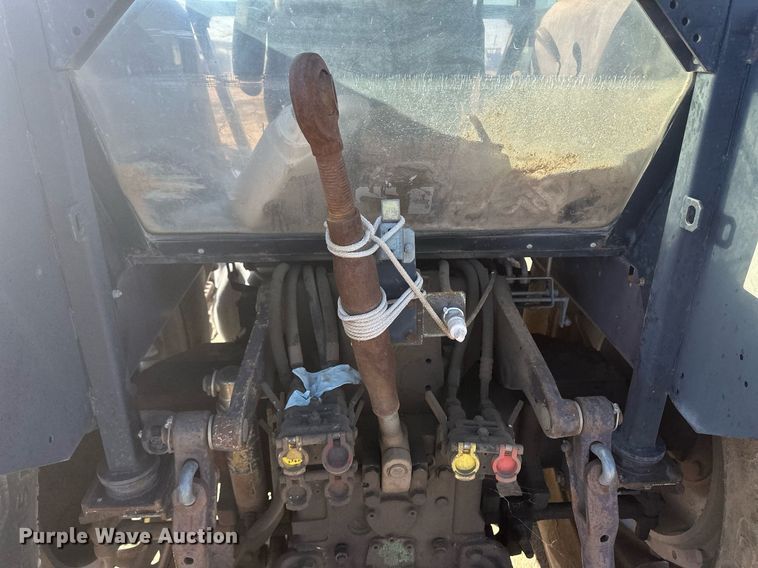 image for item DH1877 1990 Deutz Allis 7085  MFWD tractor