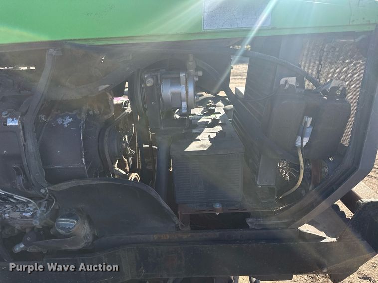 image for item DH1877 1990 Deutz Allis 7085  MFWD tractor