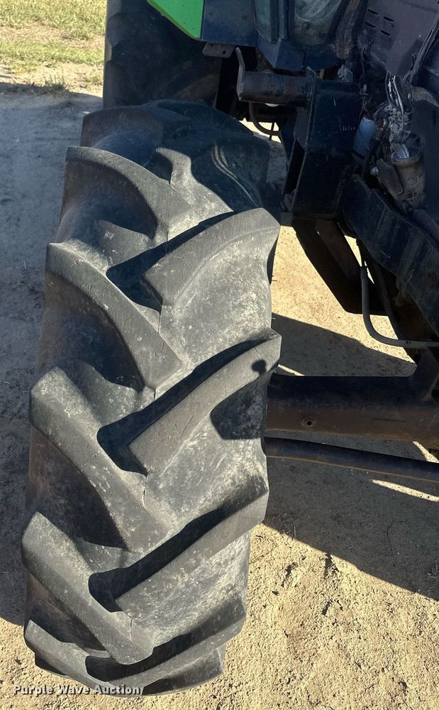 image for item DH1877 1990 Deutz Allis 7085  MFWD tractor