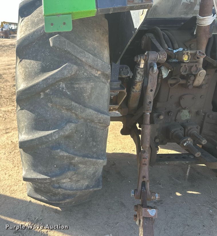 image for item DH1877 1990 Deutz Allis 7085  MFWD tractor