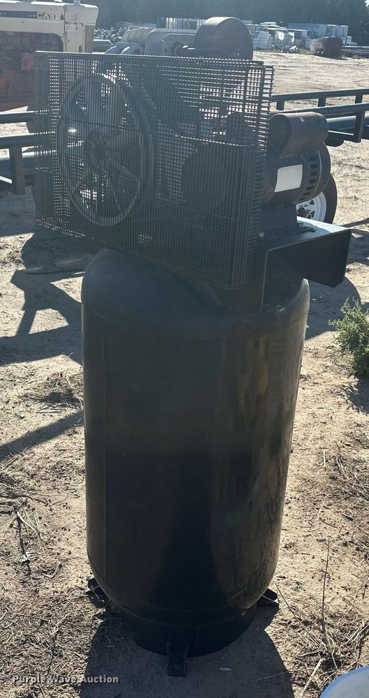 image for item DH1881 Air compressor