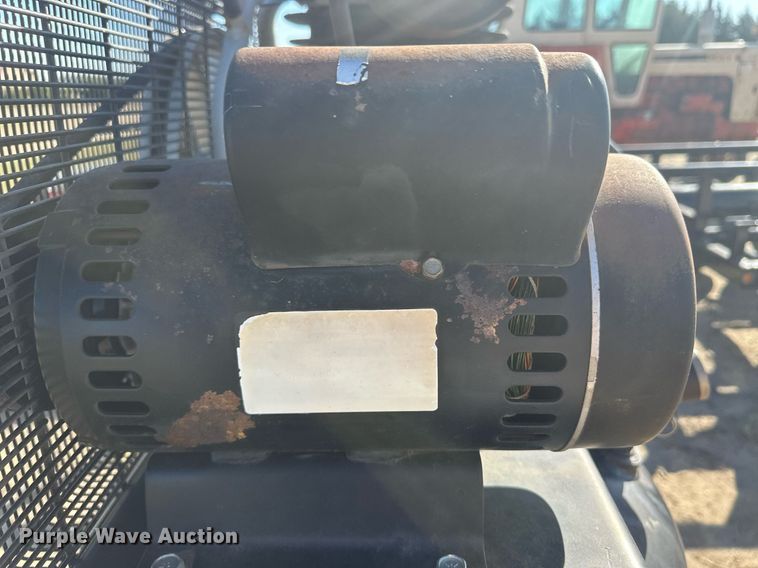 image for item DH1881 Air compressor