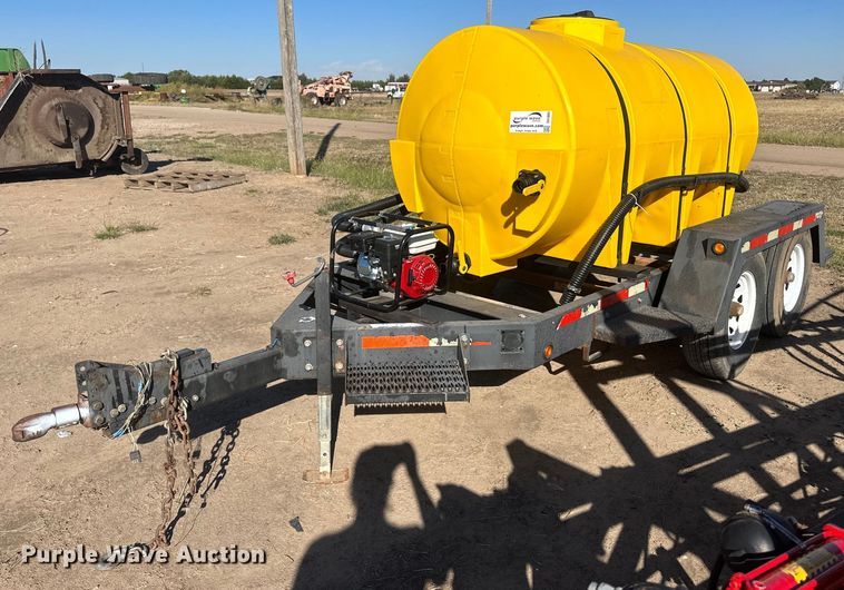 image for item DH1883 Nurse tank trailer