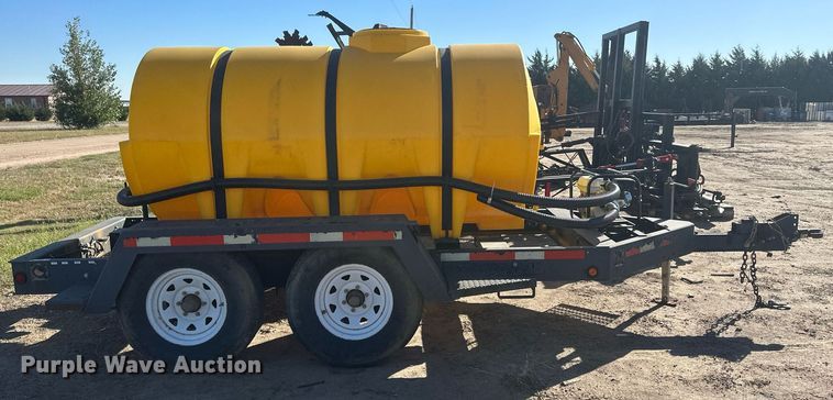 image for item DH1883 Nurse tank trailer