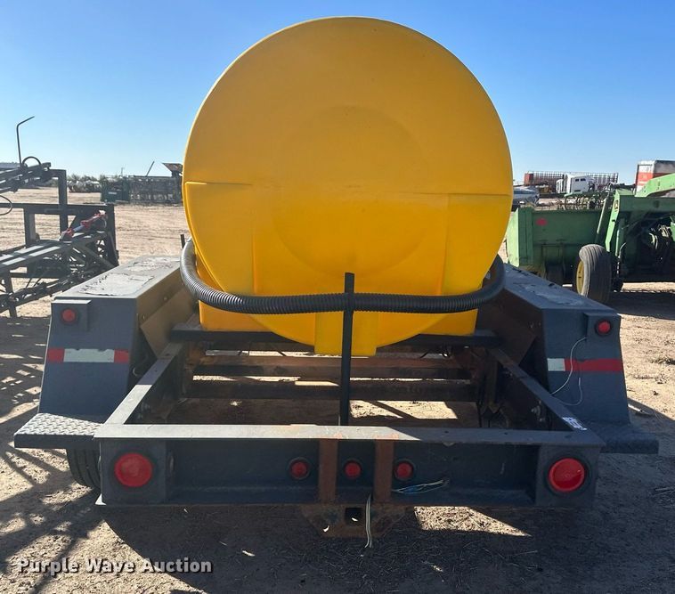 image for item DH1883 Nurse tank trailer