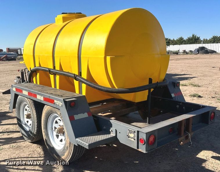 image for item DH1883 Nurse tank trailer