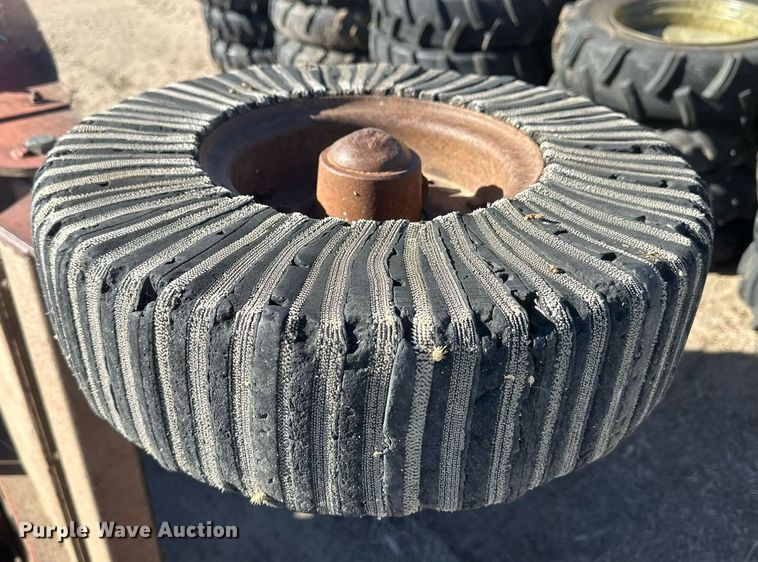 image for item DH1884 Rhino  batwing rotary mower