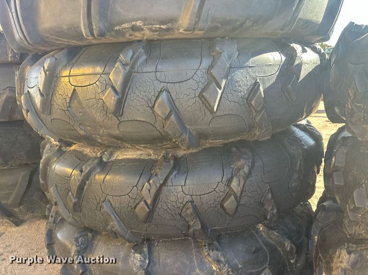 image for item DH1885 (19) 11R24.5 irrigation pivot tires and wheels