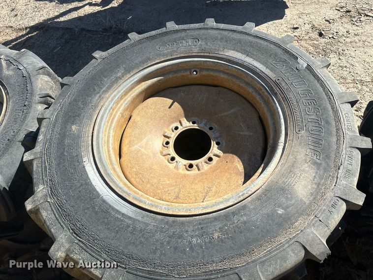 image for item DH1885 (19) 11R24.5 irrigation pivot tires and wheels