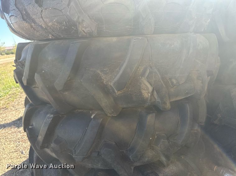 image for item DH1885 (19) 11R24.5 irrigation pivot tires and wheels