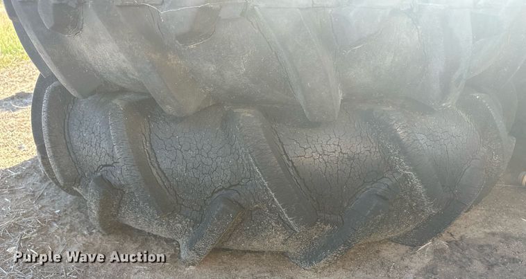image for item DH1885 (19) 11R24.5 irrigation pivot tires and wheels