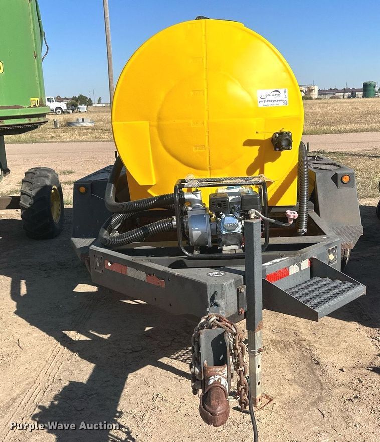 image for item DH1886 Nurse tank trailer