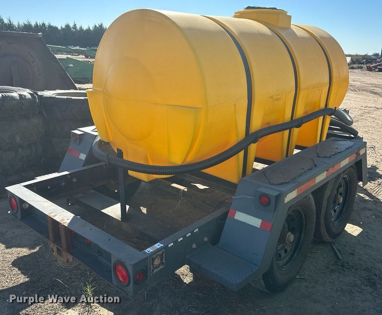 image for item DH1886 Nurse tank trailer