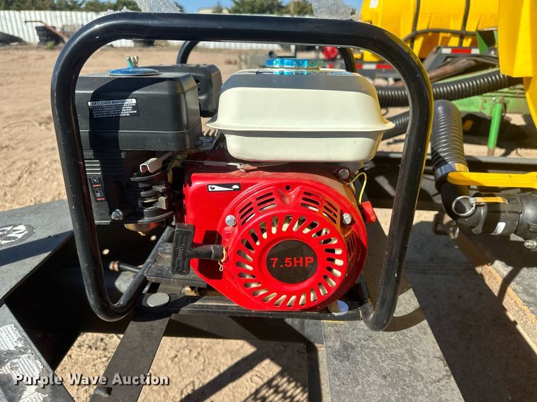 image for item DH1886 Nurse tank trailer