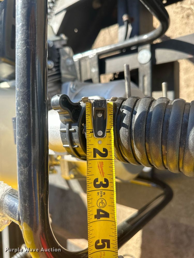 image for item DH1886 Nurse tank trailer