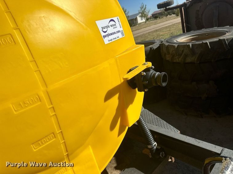 image for item DH1886 Nurse tank trailer