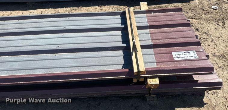 image for item DH1894 (73) sheets of 20' 9" L x 36" W metal siding/roofing