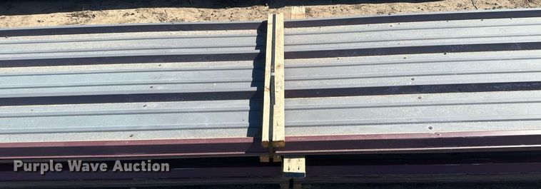 image for item DH1894 (73) sheets of 20' 9" L x 36" W metal siding/roofing