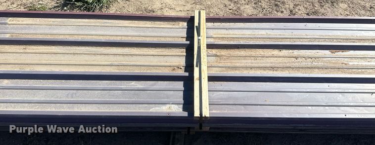 image for item DH1895 (91) sheets of 20'L x 36" W metal siding/roofing