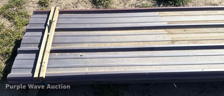 image for item DH1895 (91) sheets of 20'L x 36" W metal siding/roofing