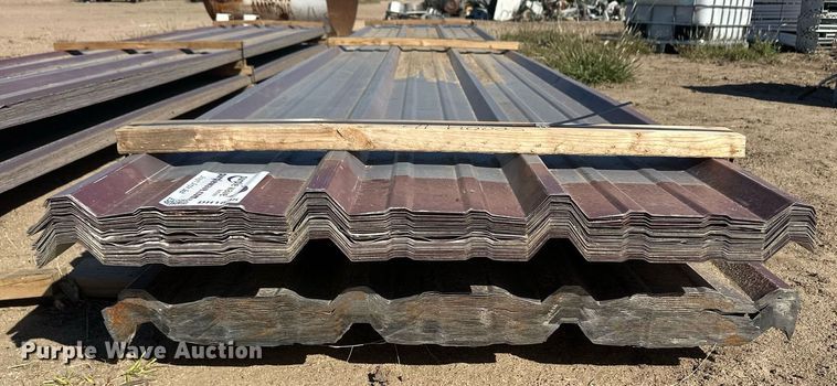 image for item DH1895 (91) sheets of 20'L x 36" W metal siding/roofing