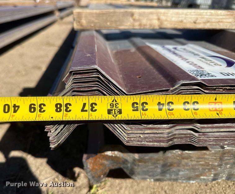image for item DH1895 (91) sheets of 20'L x 36" W metal siding/roofing
