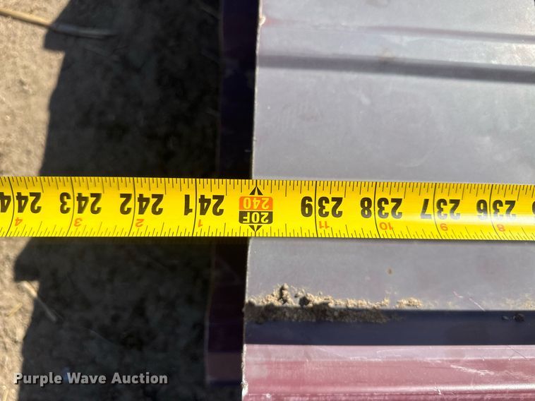 image for item DH1896 (73) sheets of 20' L x 36" W metal siding/roofing