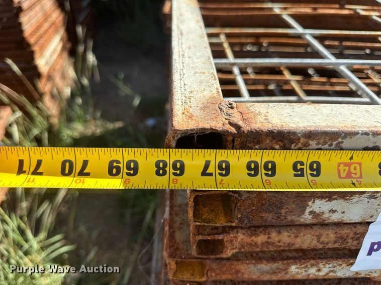 image for item DH1897 (75) 68" x 27" hog panels