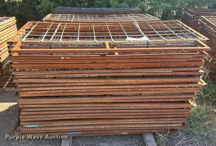 image for item DH1898 (76) hog panels